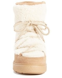 Moncler New Fanny Stivale Genuine Shearling Short Moon Boots