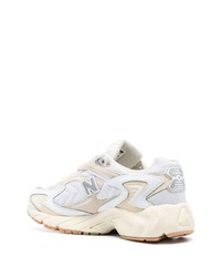 New Balance 725 Panelled Lace Up Sneakers