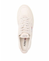 AUTRY Logo Patch Low Top Sneakers