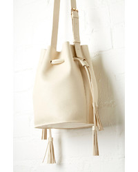 Dailylook Casablanca Vegan Leather Contemporary Bucket Bag In Ivory