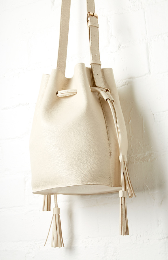 Dailylook Casablanca Vegan Leather Contemporary Bucket Bag In ...