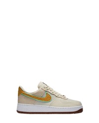 Nike Air Force 1 07 Premium Sneaker