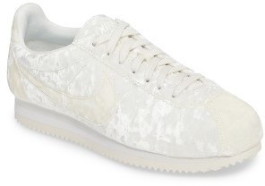 nike cortez classic lx