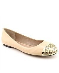 Vince Camuto Oneda Beige Patent Leather Ballet Flats Shoes