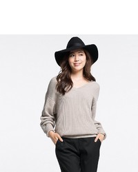 Uniqlo Oversized V Neck Sweater
