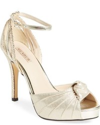 Menbur Aguilera Platform Peep Toe Sandal