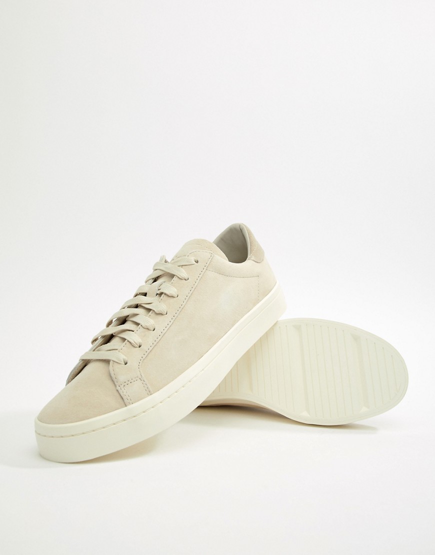 Hoved falskhed varsel adidas Originals Court Vantage Trainers In White Cq2564, $58 | Asos |  Lookastic