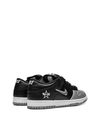 Nike X Supreme Sb Dunk Low Sneakers