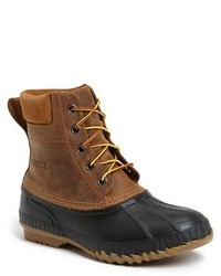 Black and Tan Snow Boots