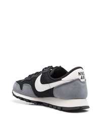 Nike Air Pegasus 83 Prm Low Top Sneakers