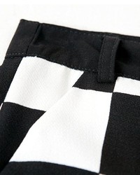 ChicNova Twin Pockets Black White Checks Shorts