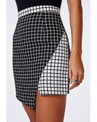 Missguided Contrast Check Asymmetric Skirt Black