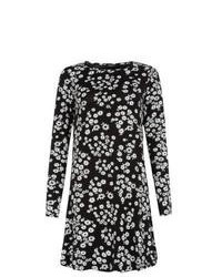 Exclusives New Look Black Monochrome Daisy Print Swing Dress