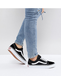 Vans Classic Old Skool Trainers In Black And White