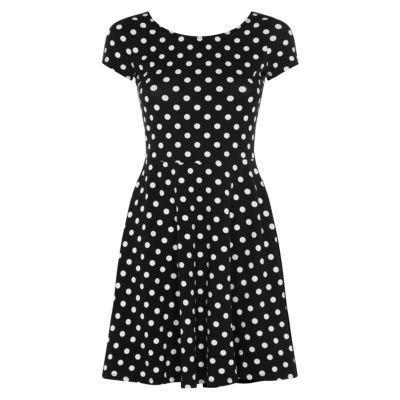 Black and White Polka Dot Skater Dress: New Look Black Monochrome Polka ...