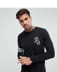 Majestic Muscle Fit Long Sleeve T Shirt With Chicago White Sox Back Print