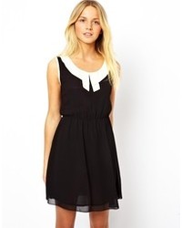 Yumi Dress With Contrast Collar