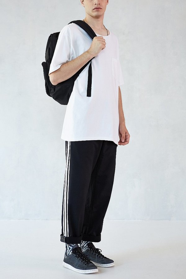 what to wear with adidas pants men
