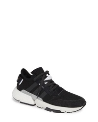 adidas Pods31 Sneaker