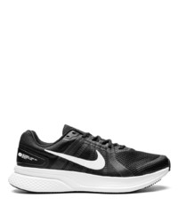 Nike Run Swift 2 Low Top Sneakers