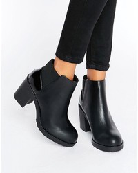Pull&Bear Pull On Boot With Patent Detail