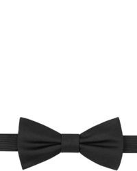 Tommy Hilfiger Pre Tied Solid Bow Tie