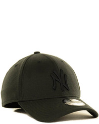 New Era New York Yankees Black And White 39thirty Cap