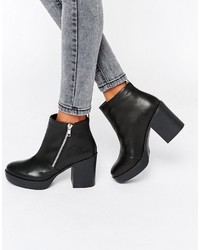 London Rebel Chunky Heeled Chelsea Boots With Zip Detail