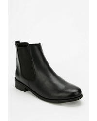 BDG Classic Chelsea Ankle Boot