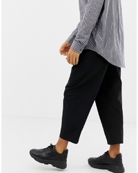 ASOS DESIGN Tapered Smart Trouser In Techy Fabric