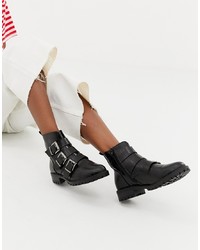 New Look Chunky Flat Boot