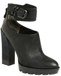 Kenneth Cole New York Otto Bootie
