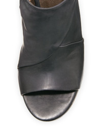Coclico Dar Leather Chunky Heel Sandal Black