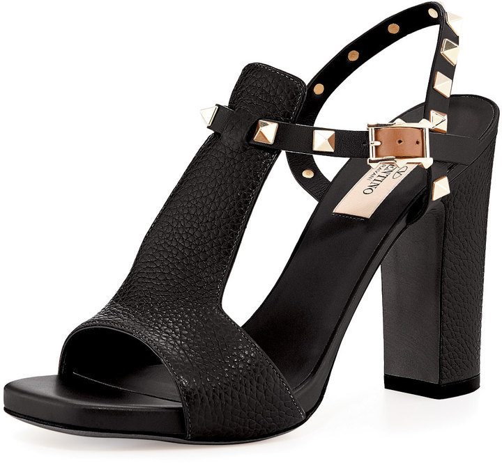 rockstud t strap sandal