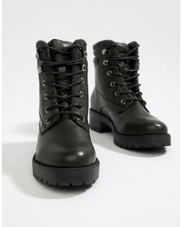 New Look Chunky Lace Up Flat Boot