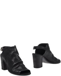 Keb Ankle Boots