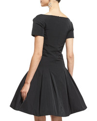 Oscar de la Renta Short Sleeve Structured Cocktail Dress Black