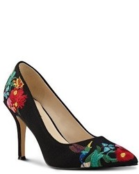 Nine West Flax Embroidered Pump