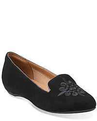 Clarks Alitay Kallen Embroidered Smoking Slippers