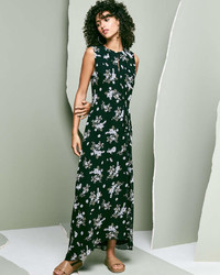 Vince Tossed Floral Print Sleeveless Silk Maxi Dress