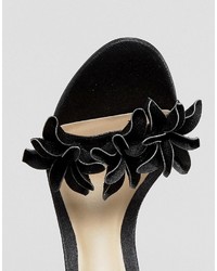 Forever Unique Barely There Flower Trim Heeled Sandal
