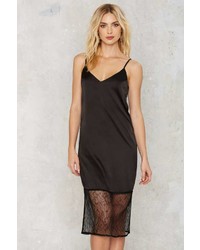 Factory In Lace Of Urgency Midi Dress