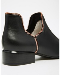 Senso Bailey Zip Cut Out Leather Ankle Boots