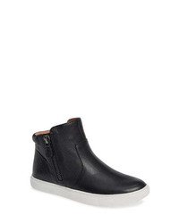 Gentle Souls by Kenneth Cole Carter Bootie