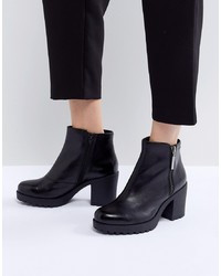 Vagabond Grace Polished Black Leather Ankle Boot With Side Zip