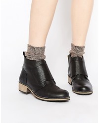 Park Lane Simple Flat Leather Ankle Boots