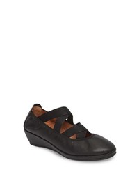 Gentle Souls By Kenneth Cole Natalie Ballet Wedge