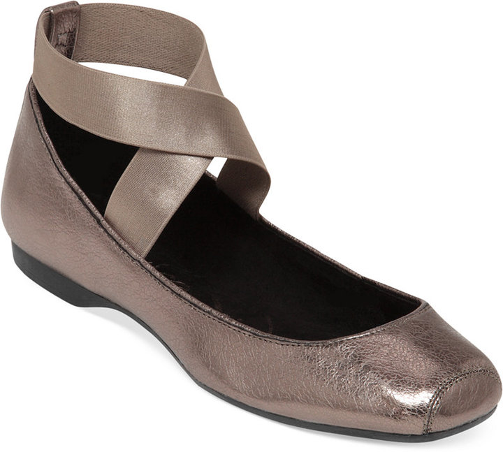 Jessica Simpson Mandalaye Elastic Ballet Flats Shoes, $69 | Macy's ...