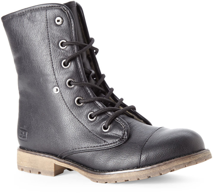 dirty laundry combat boots
