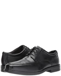 Bostonian Ipswich Apron Lace Up Wing Tip Shoes
